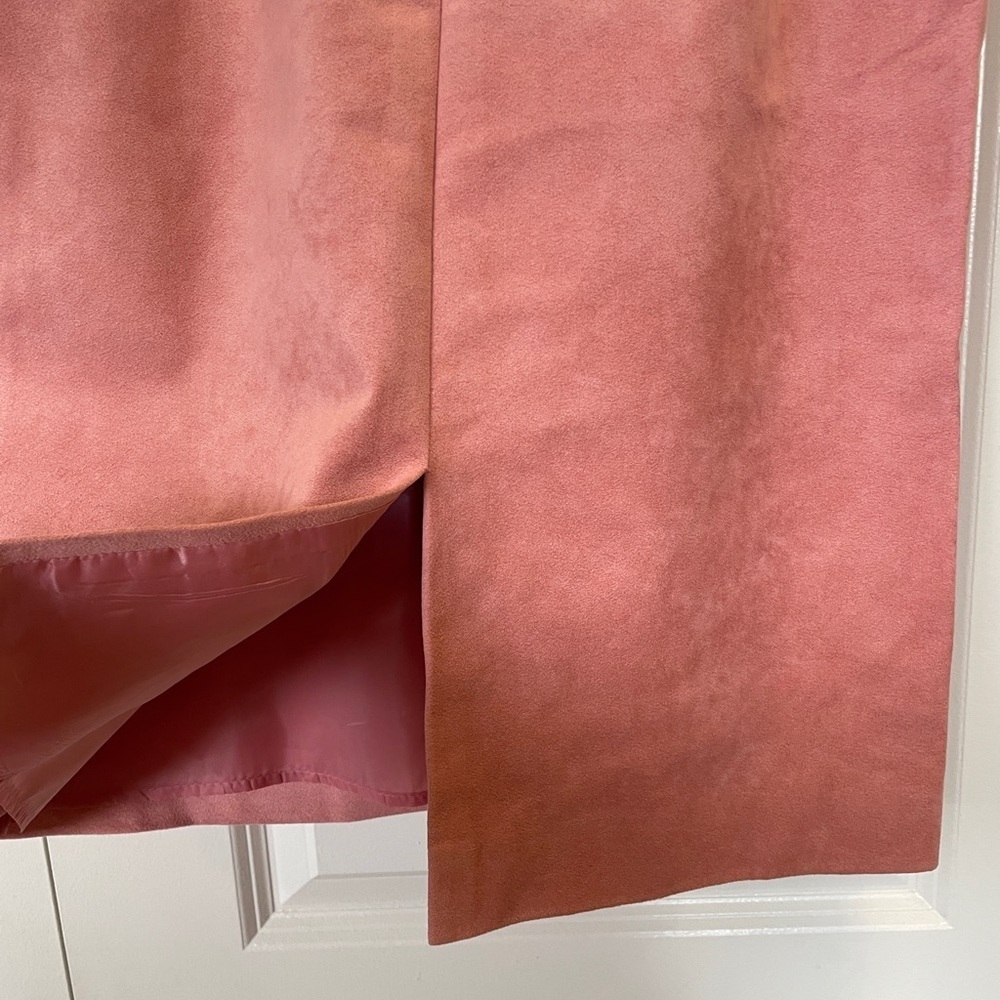 1970’s Vintage Suede Pencil Skirt - Picture 13 of 16